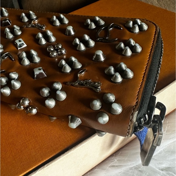 Christian Louboutin Brown Panettone Spike Wallet loubinthesky - Picture 4 of 16